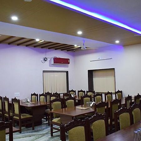 Hotel Amar Palace Абу-Роуд Экстерьер фото